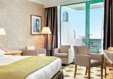 Executive Room Hilton Dubai